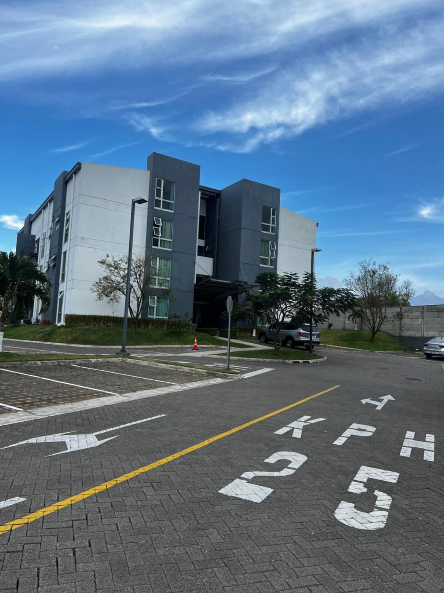 Comodidad Y Privacidad En Un Solo Lugar Heredia Esterno foto